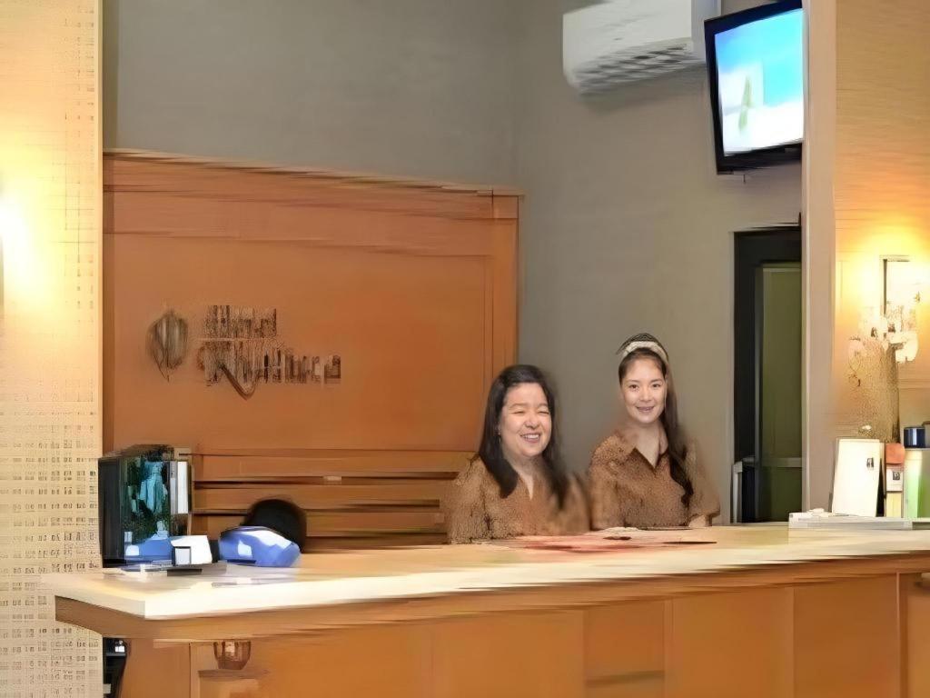 Hotel Khalista 8/32