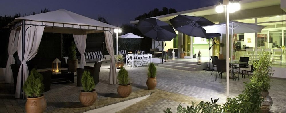 Anelia Boutique Studios And Apartments 47/50