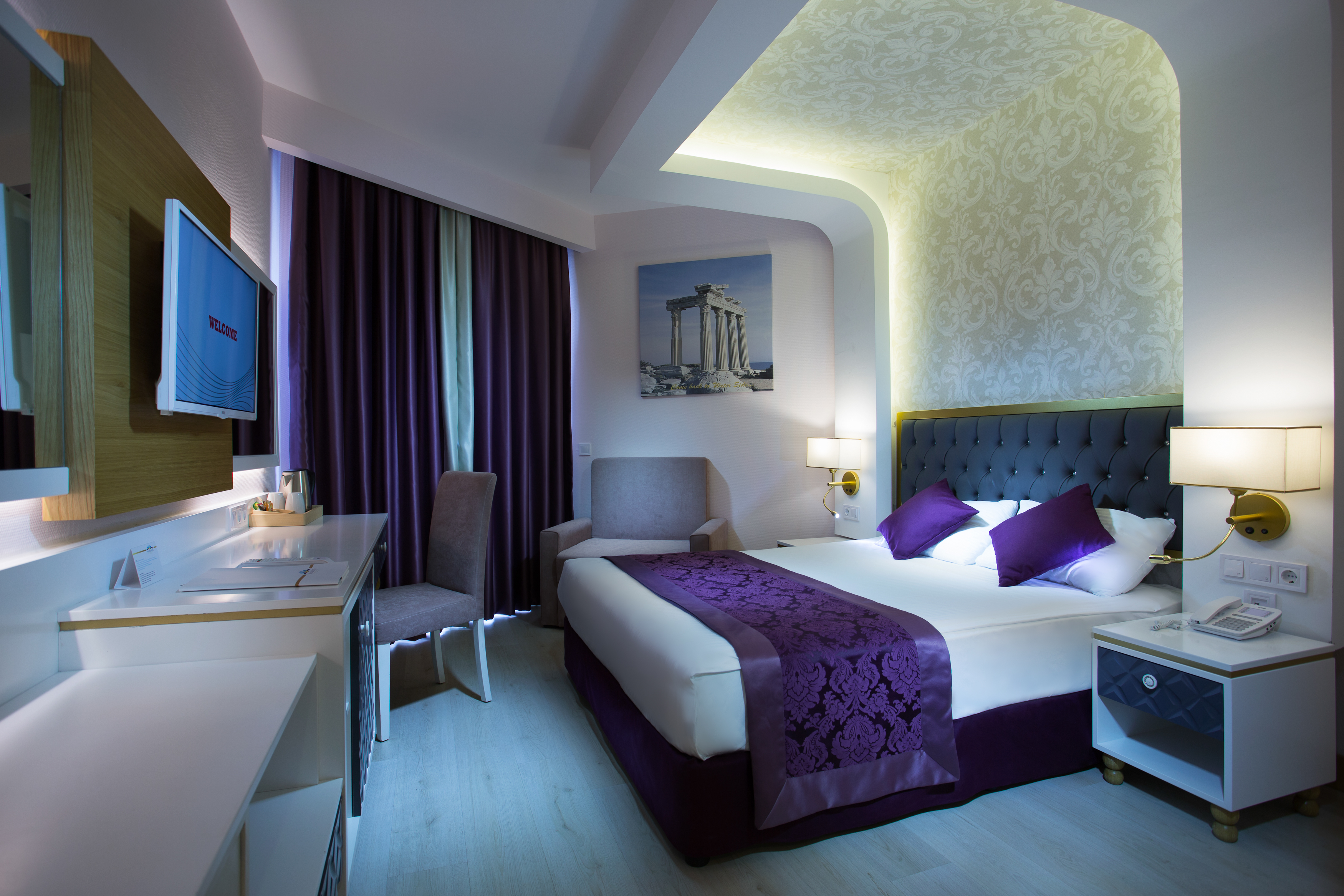 Water Side Resort And Spa 12/50