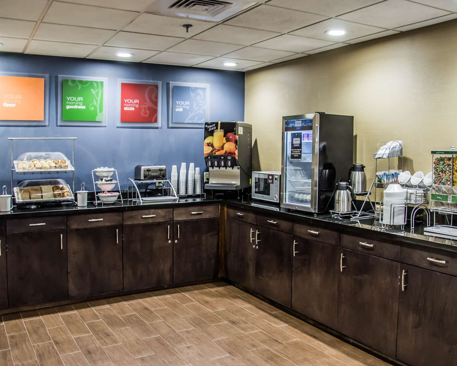 Comfort Suites University - Research Park 31/38