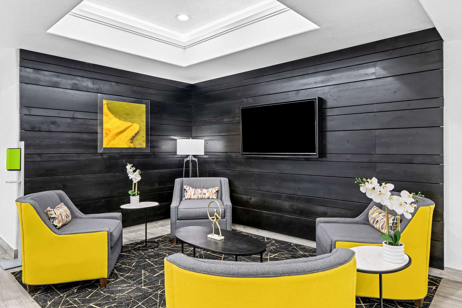 Best Western Palace Inn and Suites 12/12