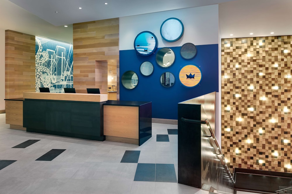 Hyatt Place Boston Seaport District 7/47