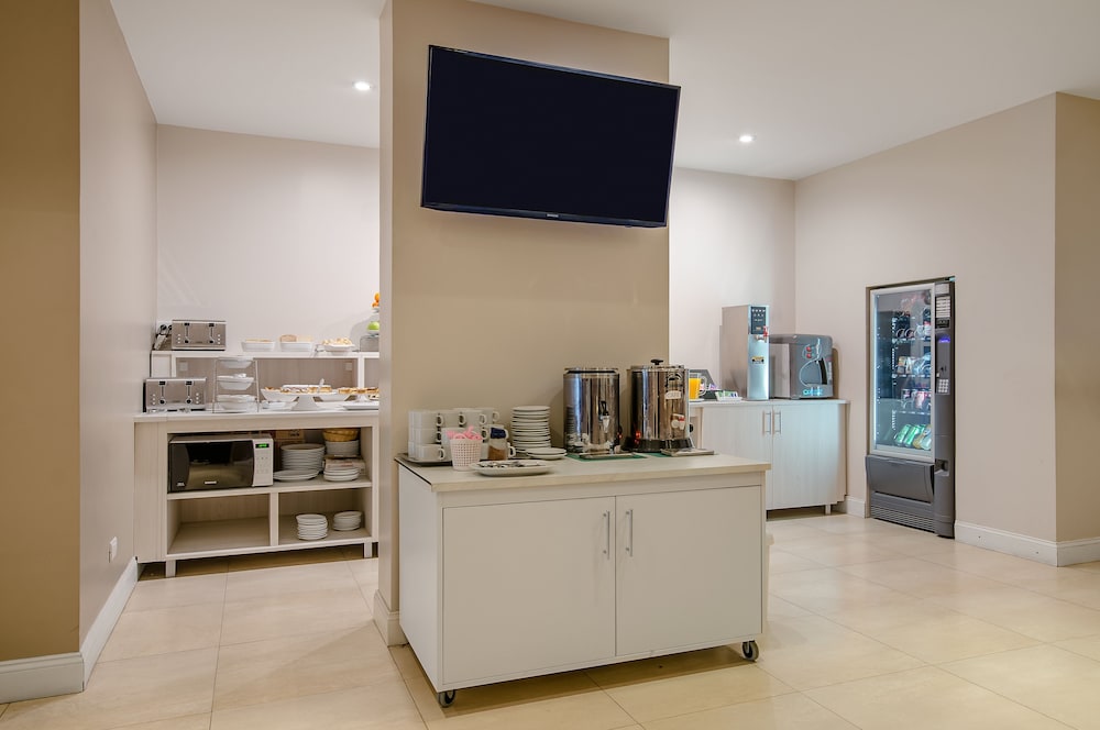 Hotel Sennac 3/32