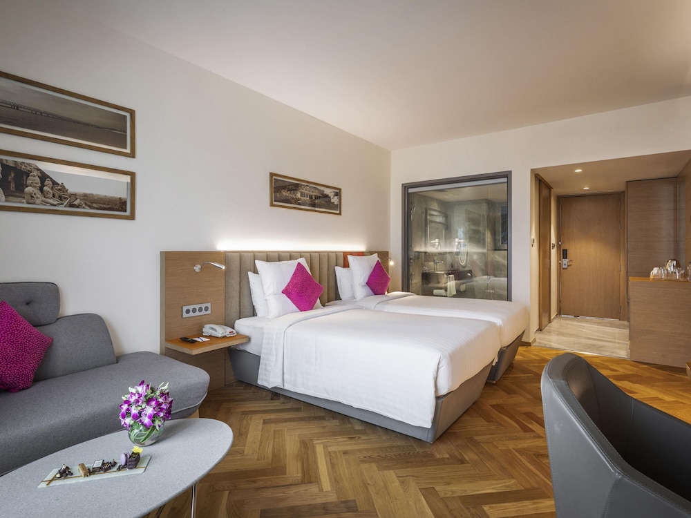غرفة سوبيريور بسريرين منفصلين، Novotel Vijayawada Varun 2/8