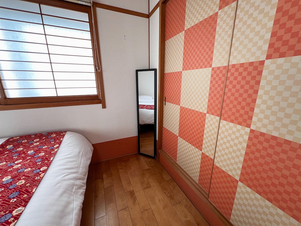 STUDIO, APARTMENT, BALCONY