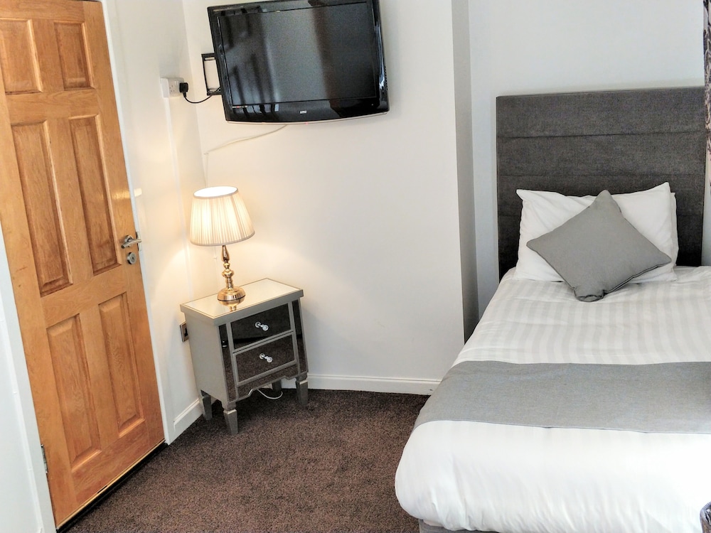 Angel House Bed Breakfast 14/38