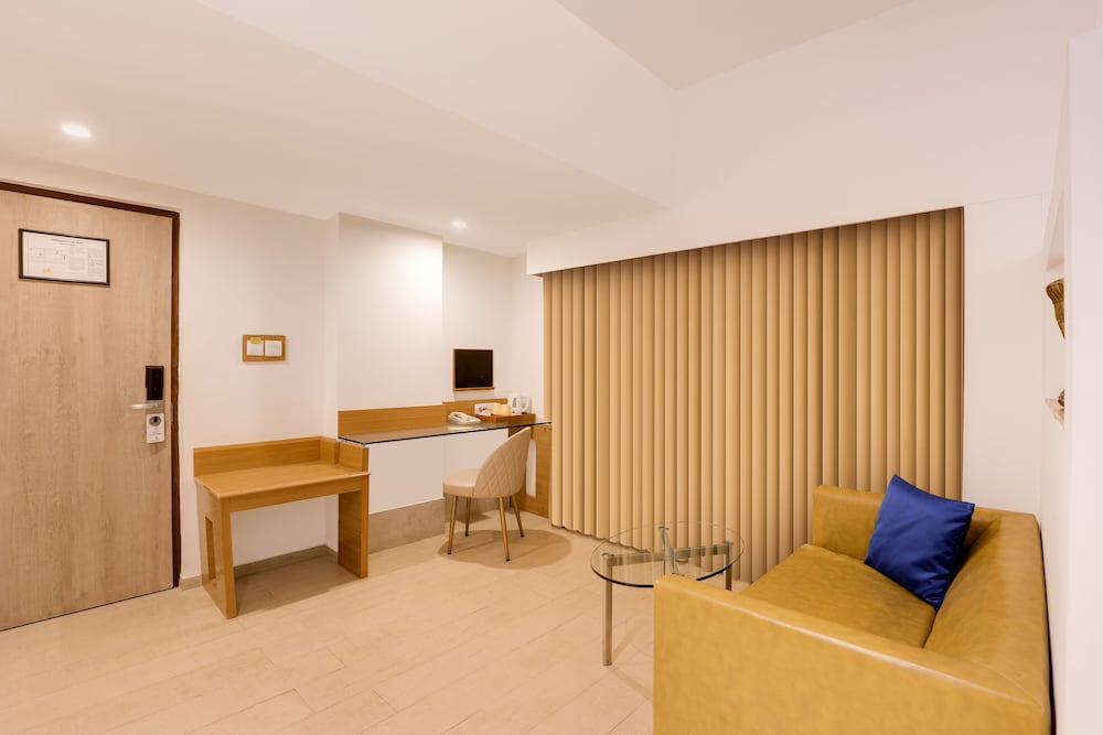Lemon Tree Hotel Indore 36/57