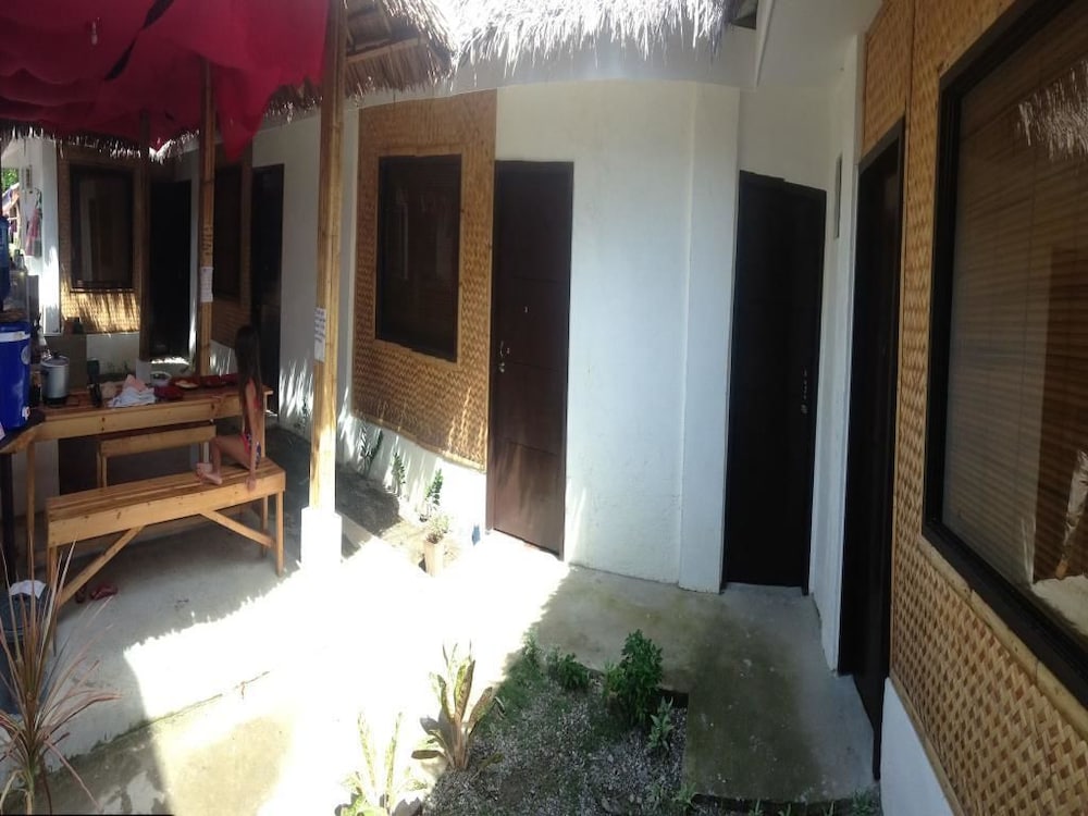Lolas Lodge 3/59