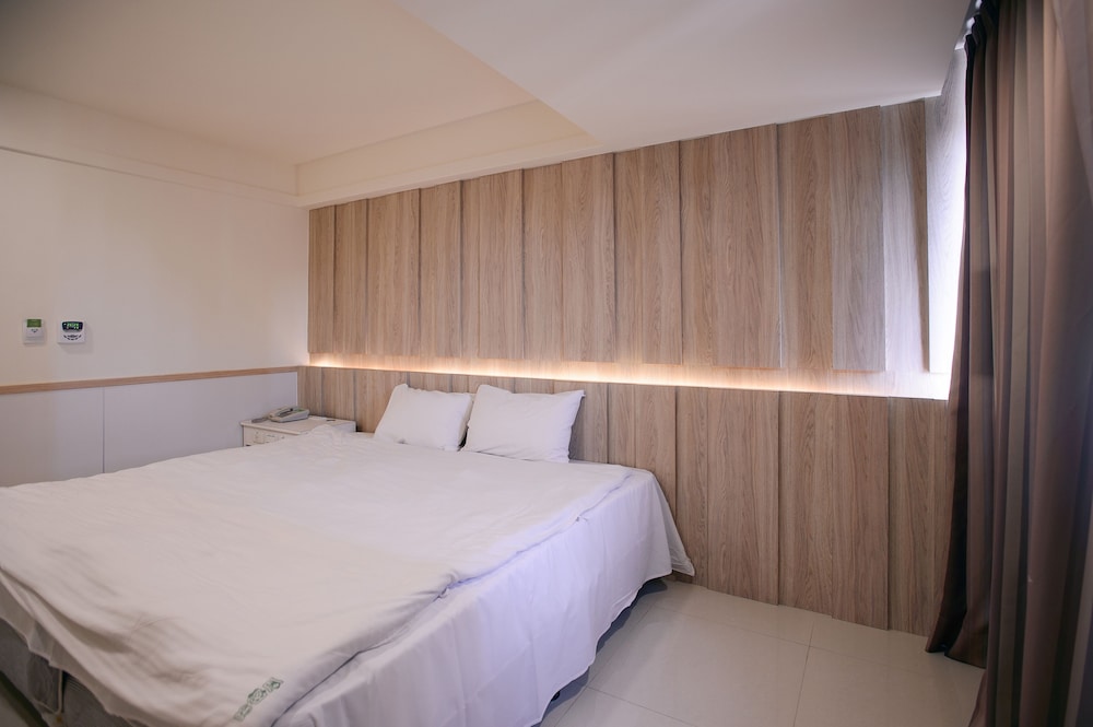 STANDARD, DOUBLE BED