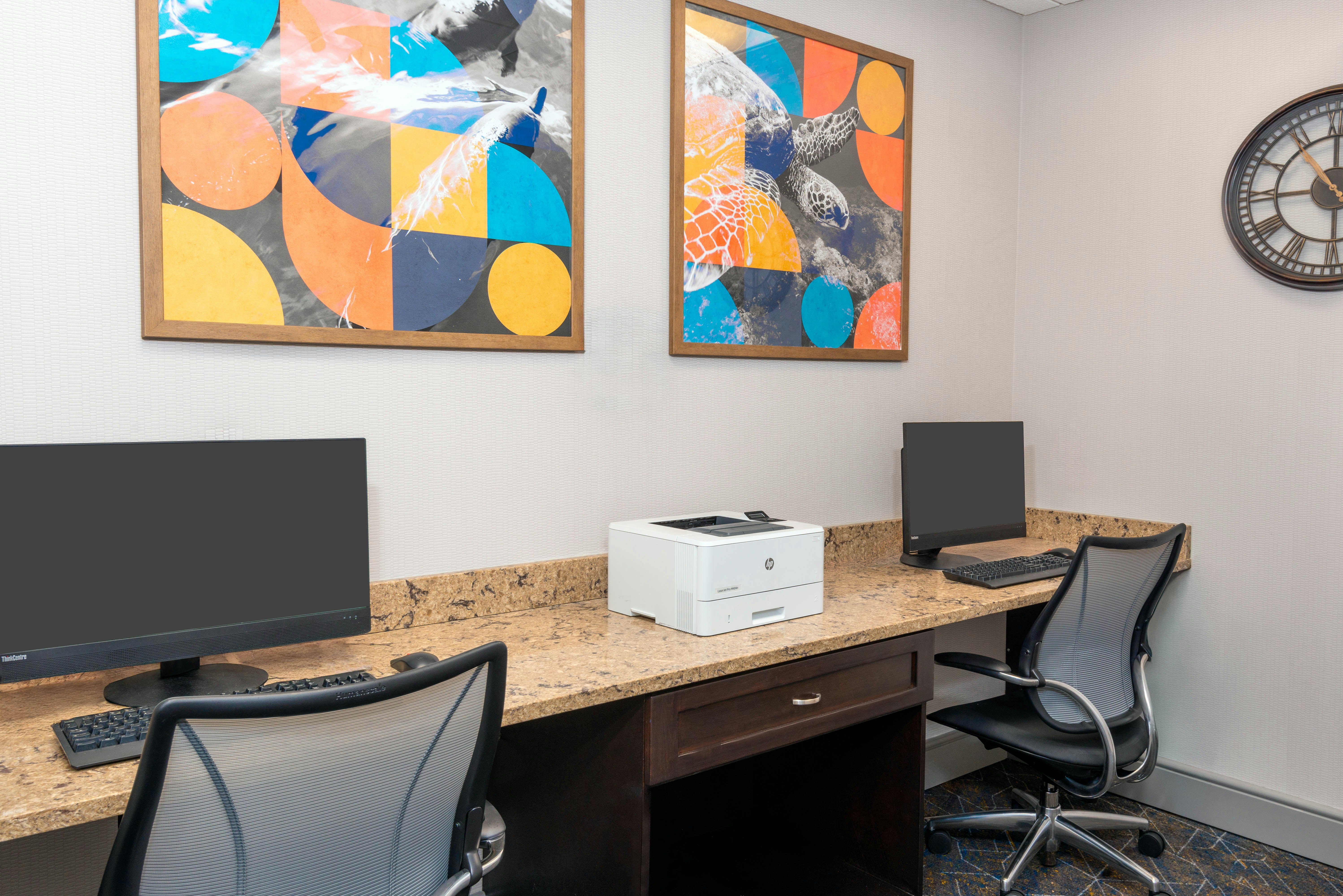 Hampton Inn and Suites by Hilton Clearwater Beach 67/83