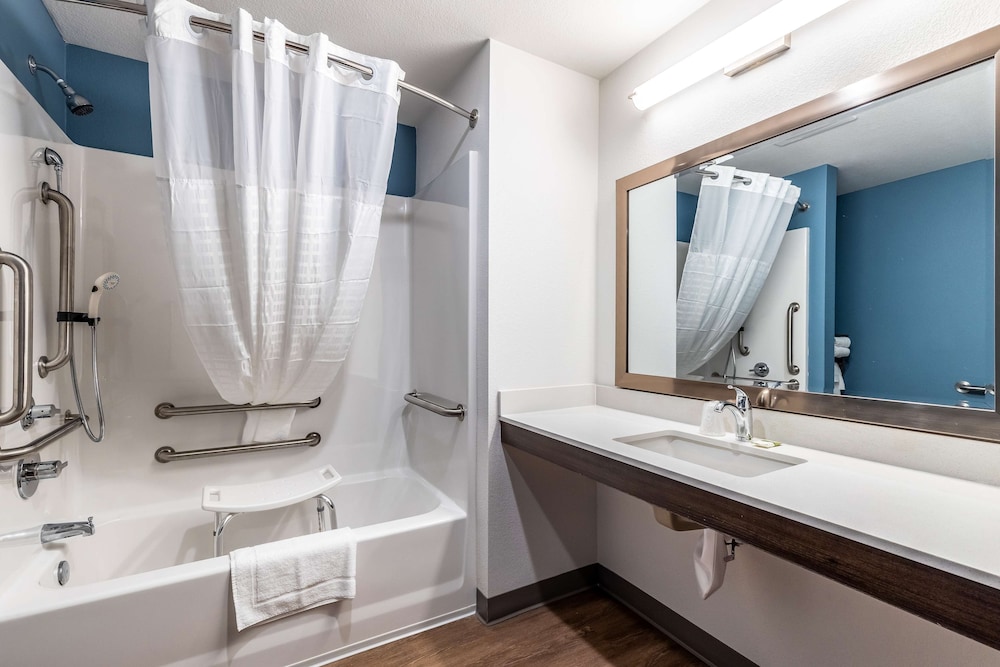 Woodspring Suites Riverside Norco 43/49
