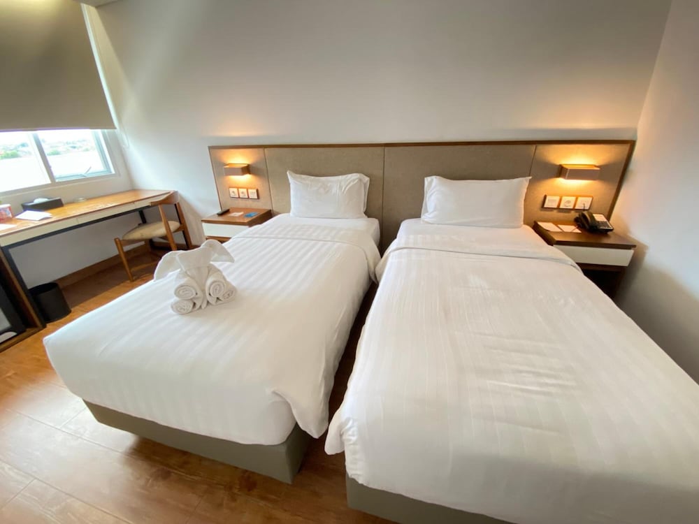 Grand Zuri Ketapang 28/58