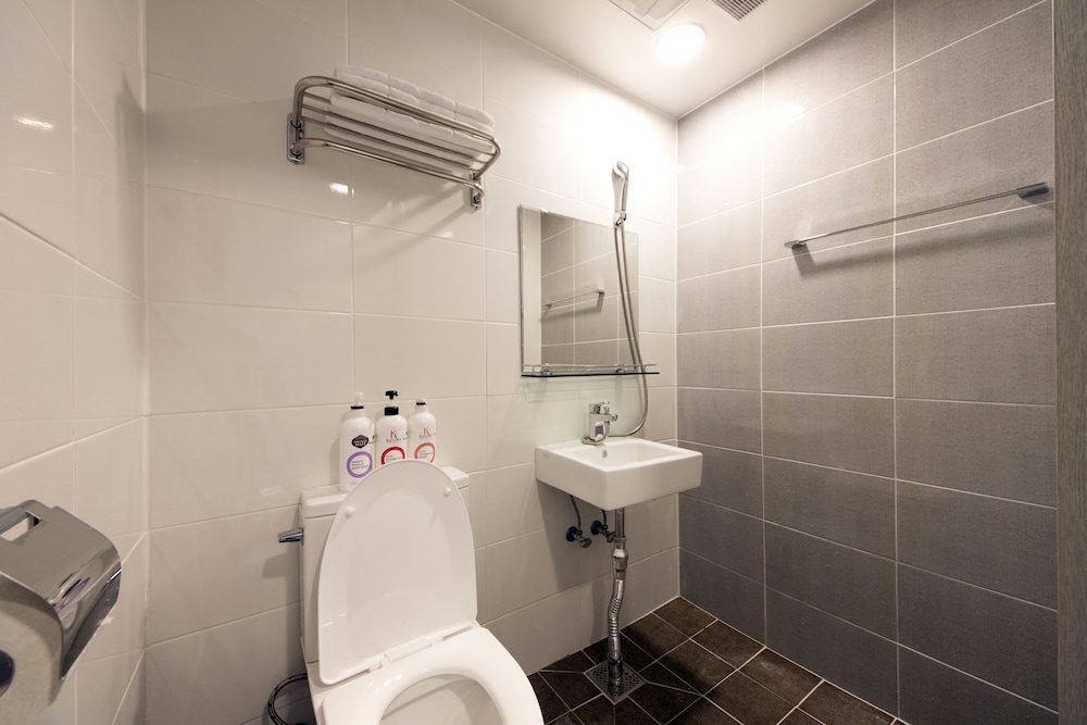 K-Grand Hotel & Guest House Seoul 33/35