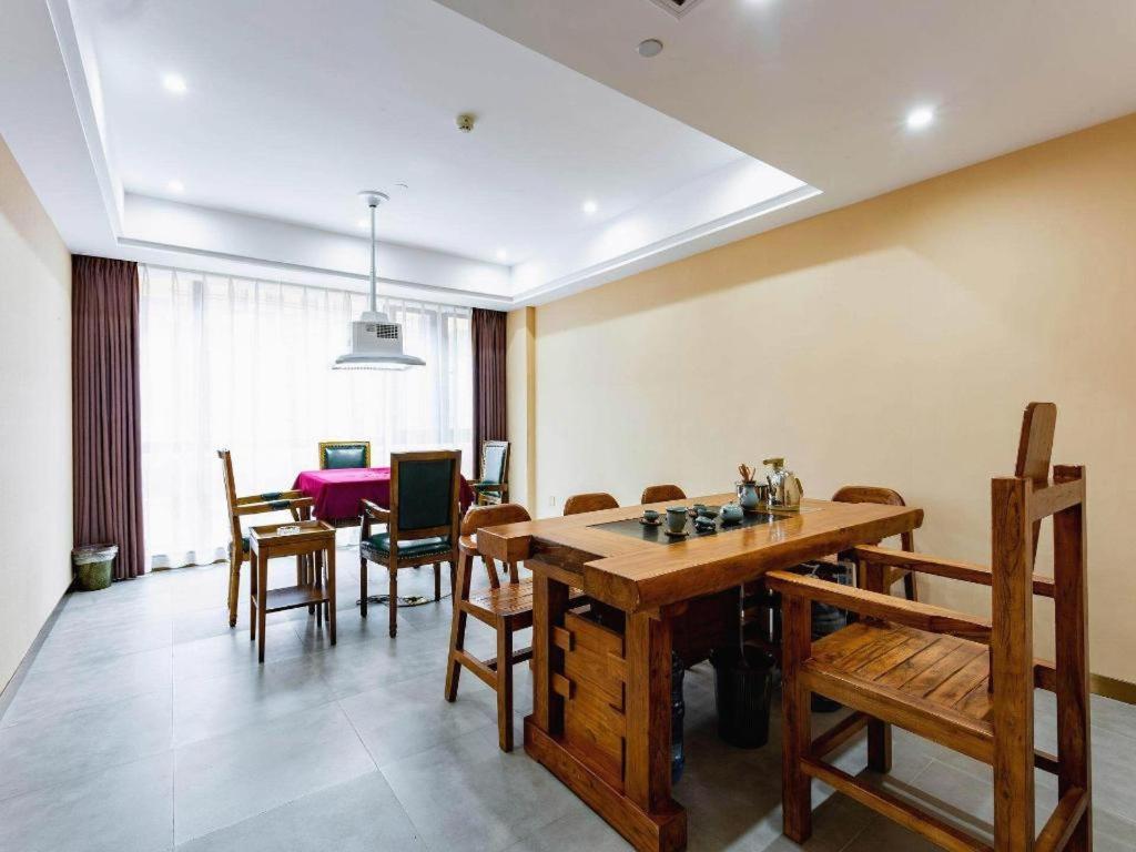 James Joyce Coffetel Chengdu (Shuangliu Airport Haibing City Wanda) 39/43