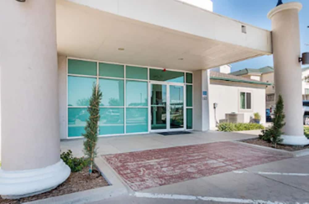 Motel6 Weatherford, TX 11/50
