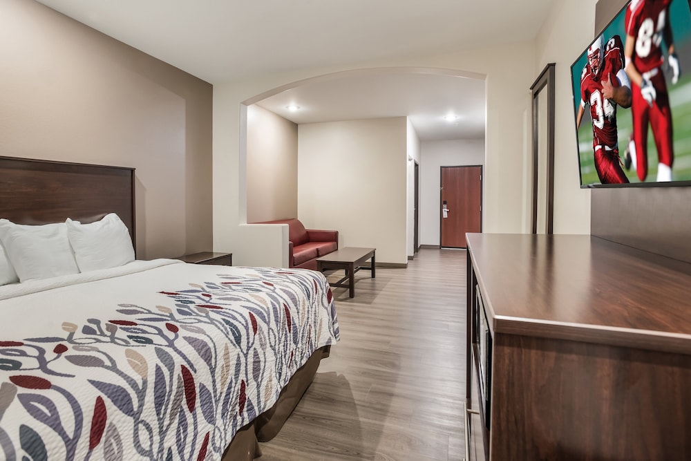 Red Roof Inn & Suites Lake Charles 17/43