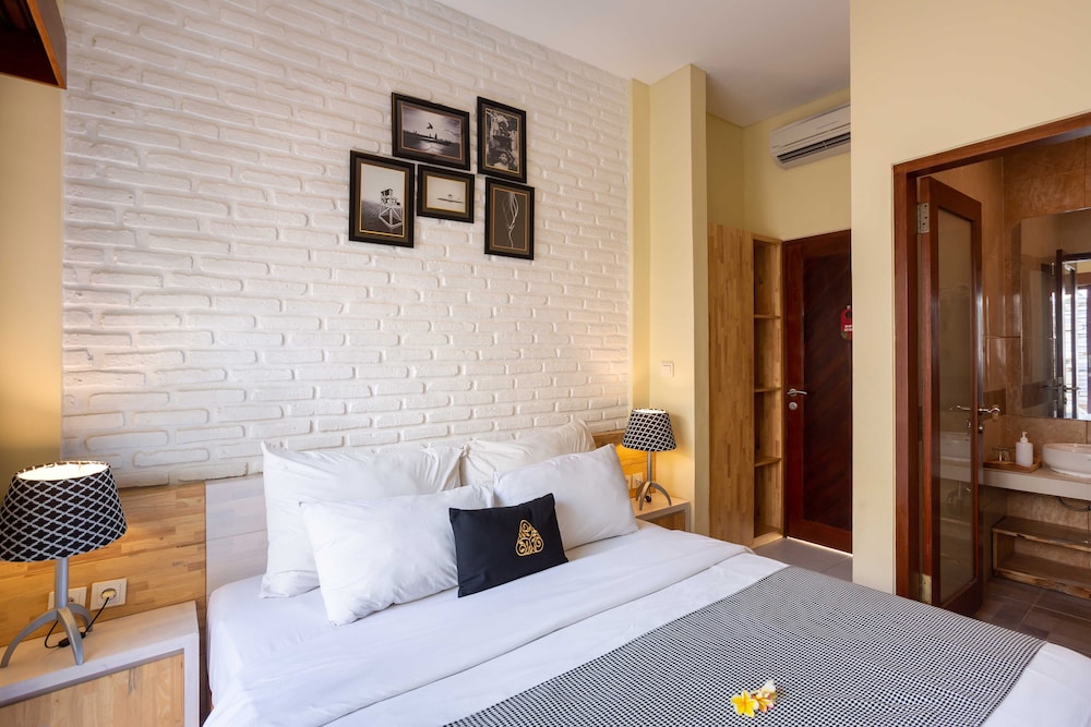 Paisa Seminyak Living 13/50