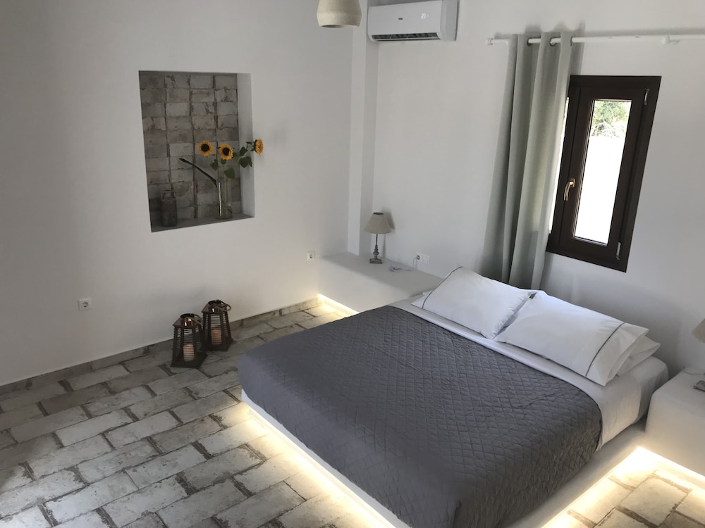 Elia Residences Santorini 8/50
