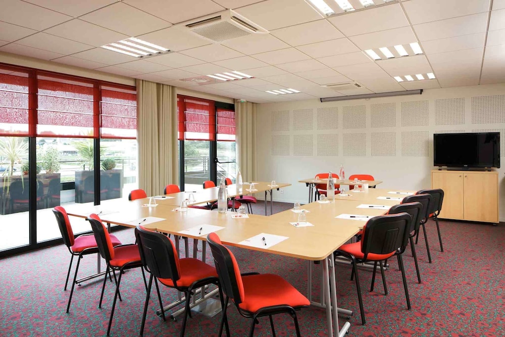 Ibis Guingamp - Coeur De Bretagne 55/63