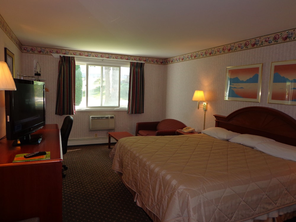 Rodeway Inn Milford - I-84 21/38