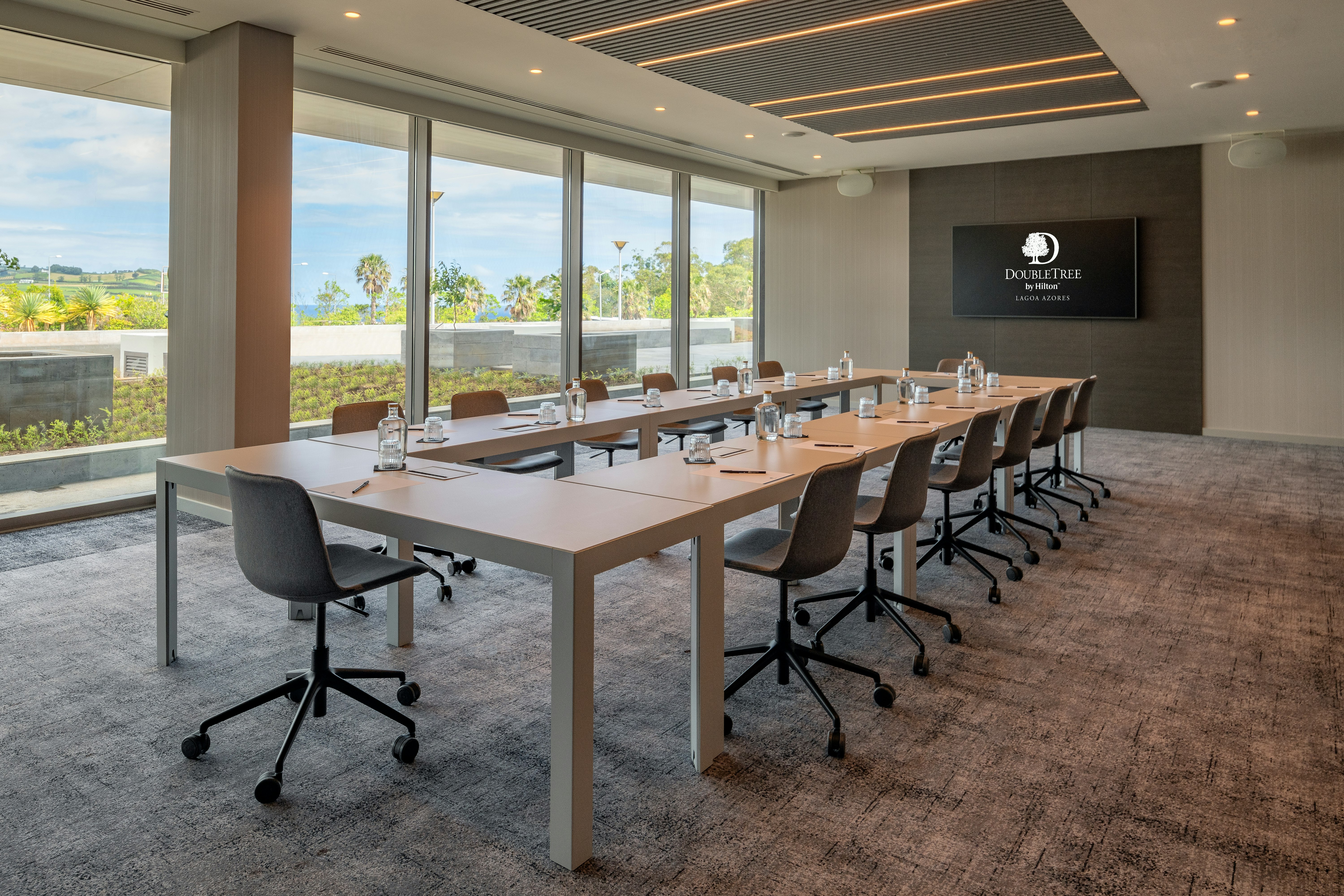 DoubleTree by Hilton Lagoa Azores 52/58