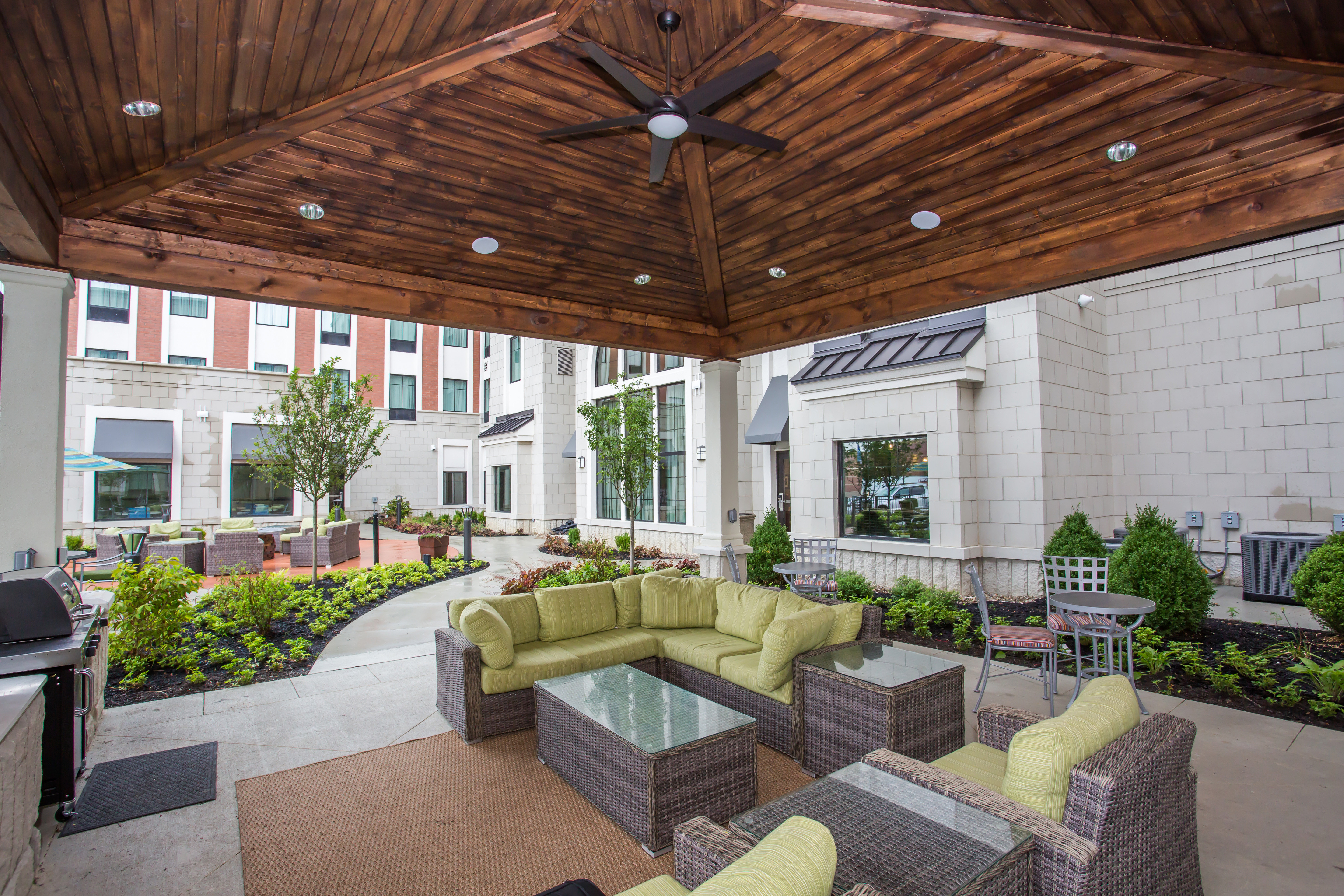 STAYBRIDGE SUITES MIAMISBURG 47/78