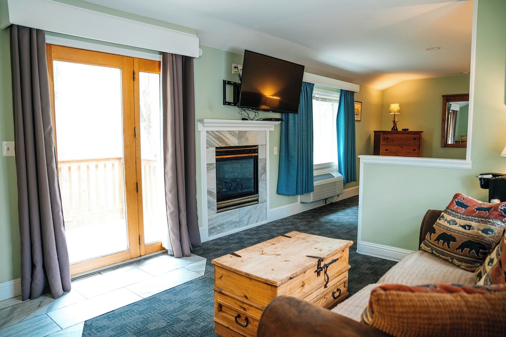 Salida Inn & Monarch Suites 62/78