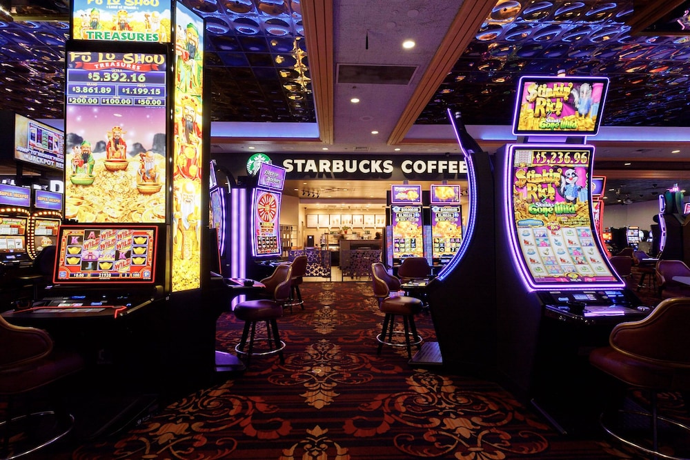 Maverick Hotel And Casino By Red Lion Hotels 57/66