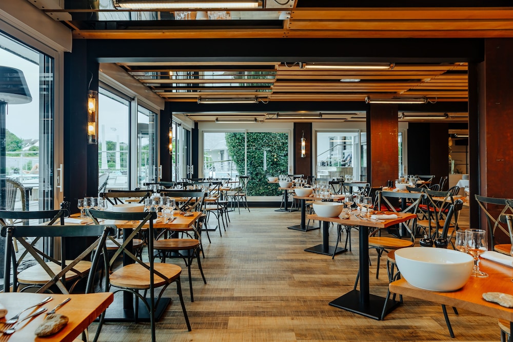 Quality Hotel Le Cardinal 36/50