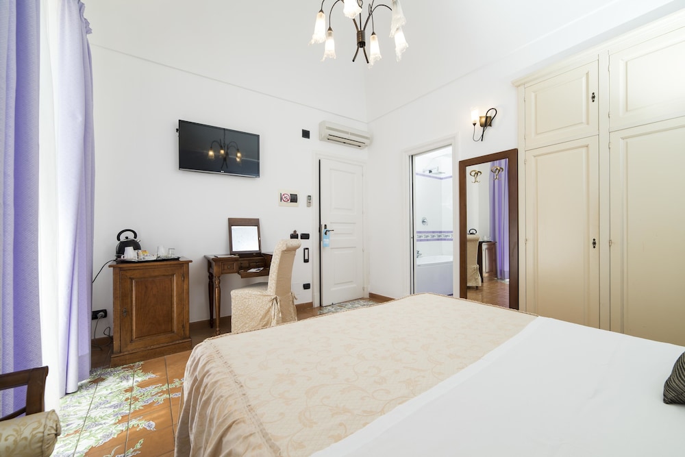 Hotel Villa Annalara 29/77