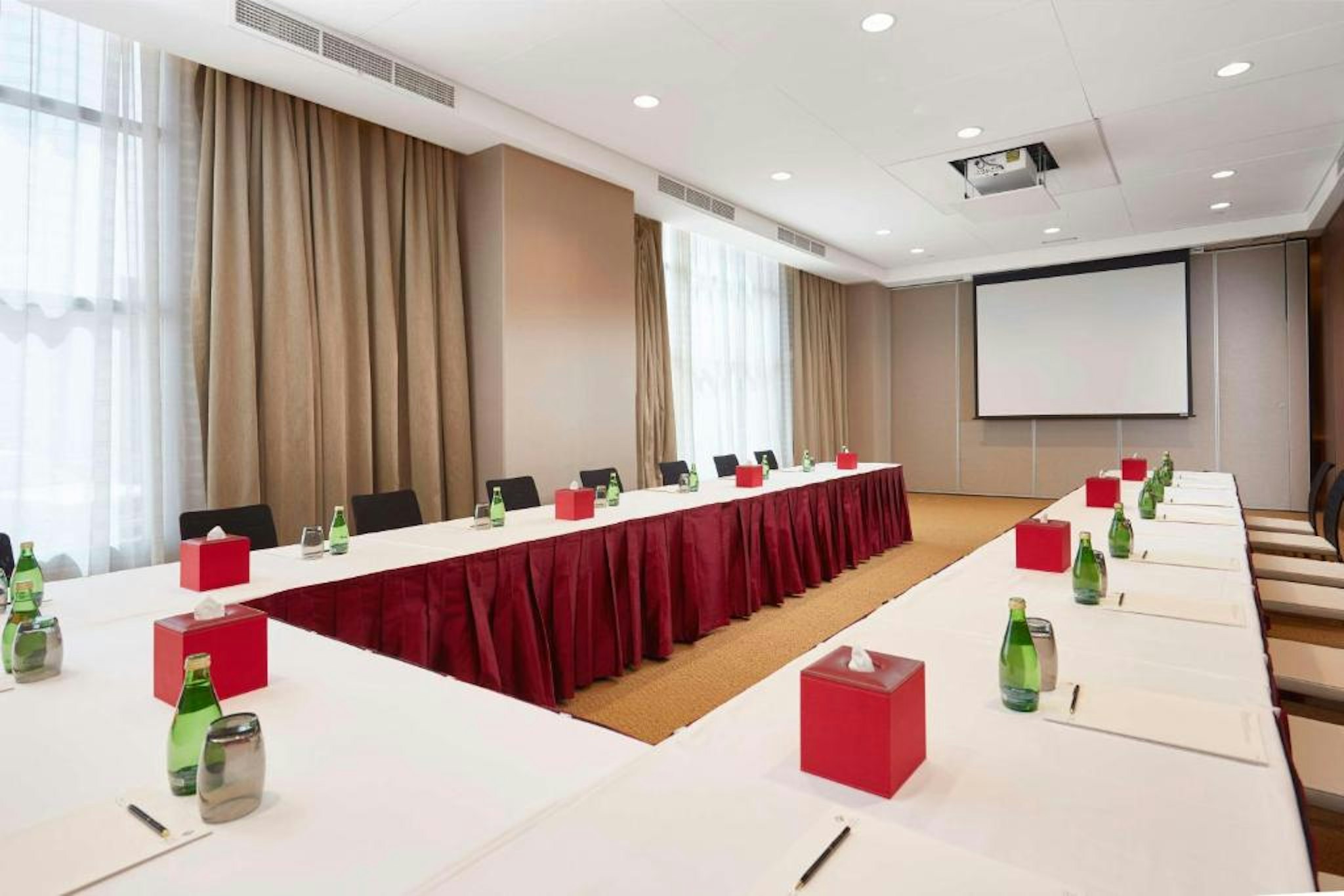فندق تلال الرياض(Tilal Riyadh) 46/57