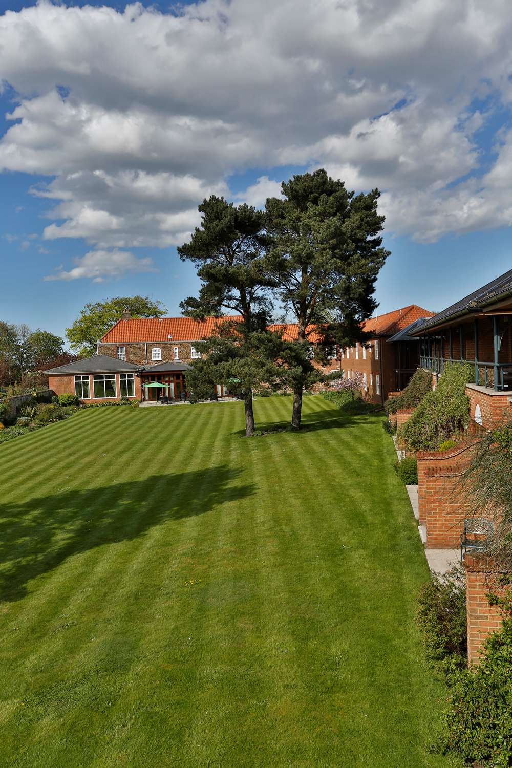 Knights Hill Hotel & Spa 34/41