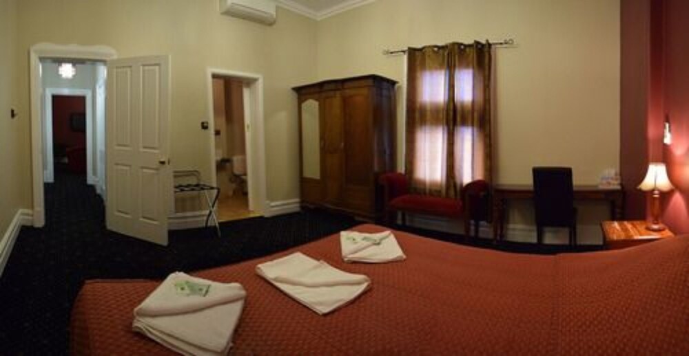 Palace Hotel Kalgoorlie 32/65