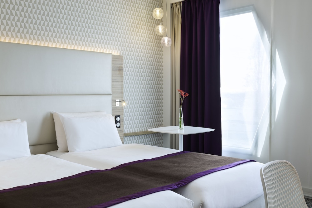 MERCURE PARIS ORLY RUNGIS 19/71