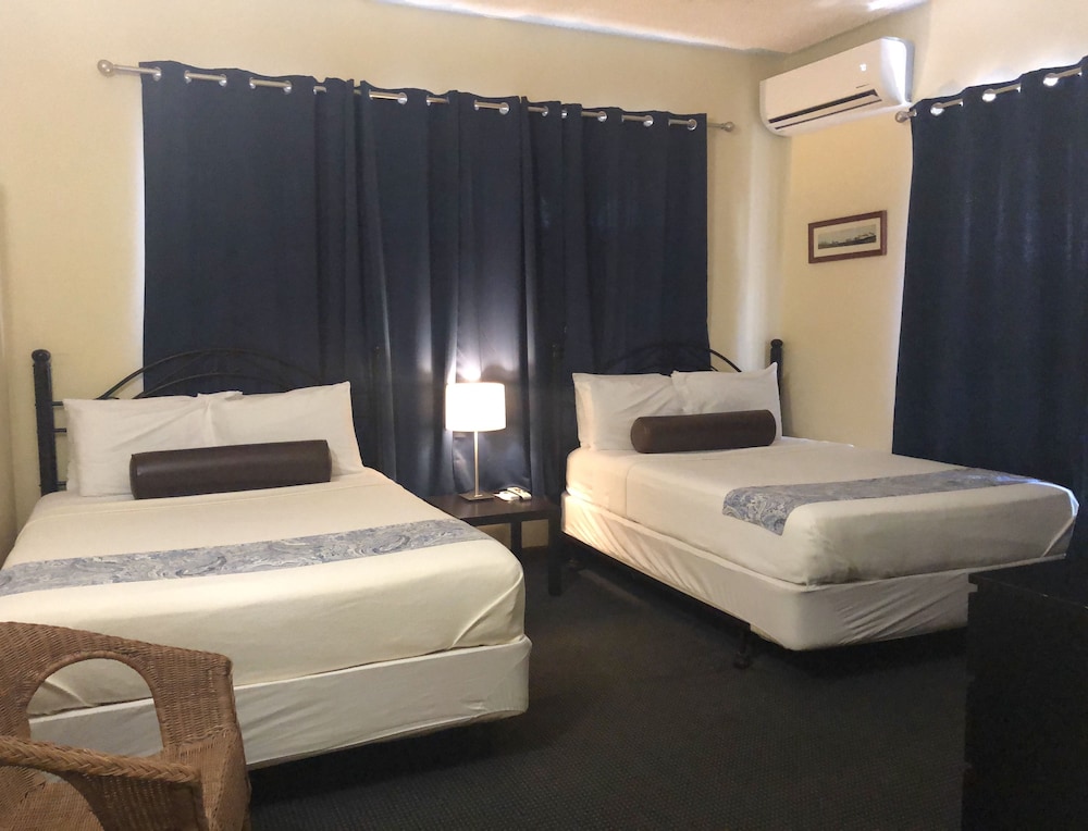 Hotel Villa del Sol 3/30
