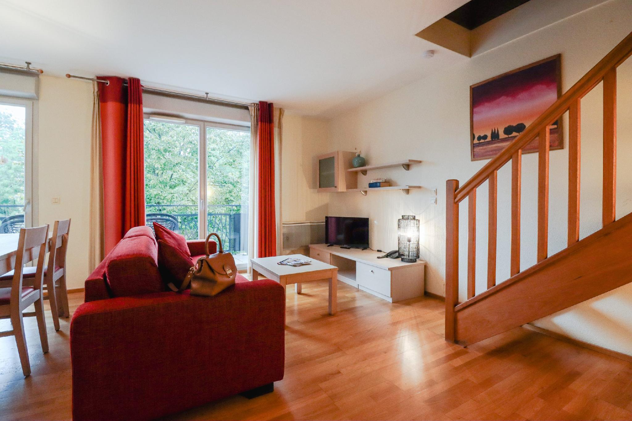 Duplex, Apartment