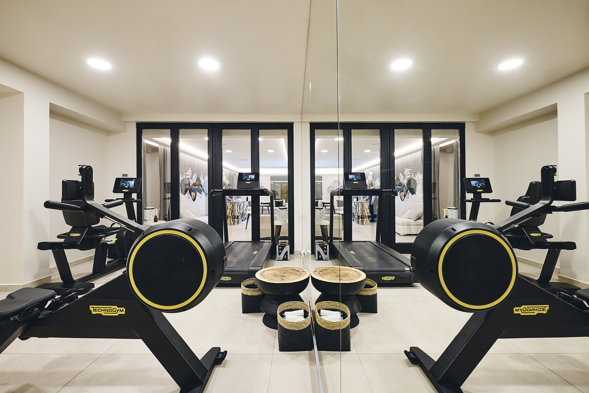 Horizon Hotel Adults Only 24/50