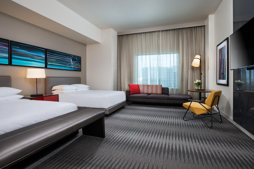 Hyatt Regency Bloomington Minneapolis 24/72
