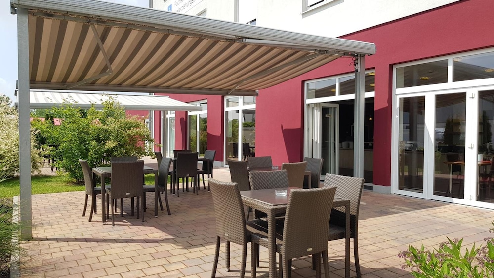 DREAM INN REGENSBURG 37/43