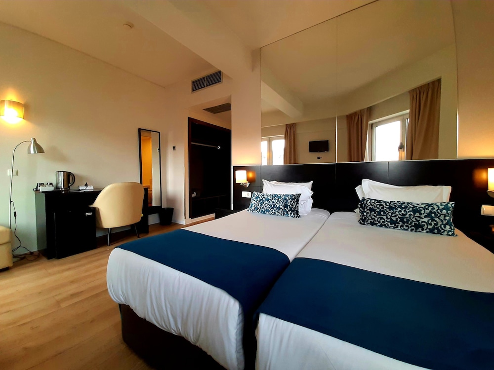 SUPERIOR, DOUBLE OR TWIN BED, BALCONY
