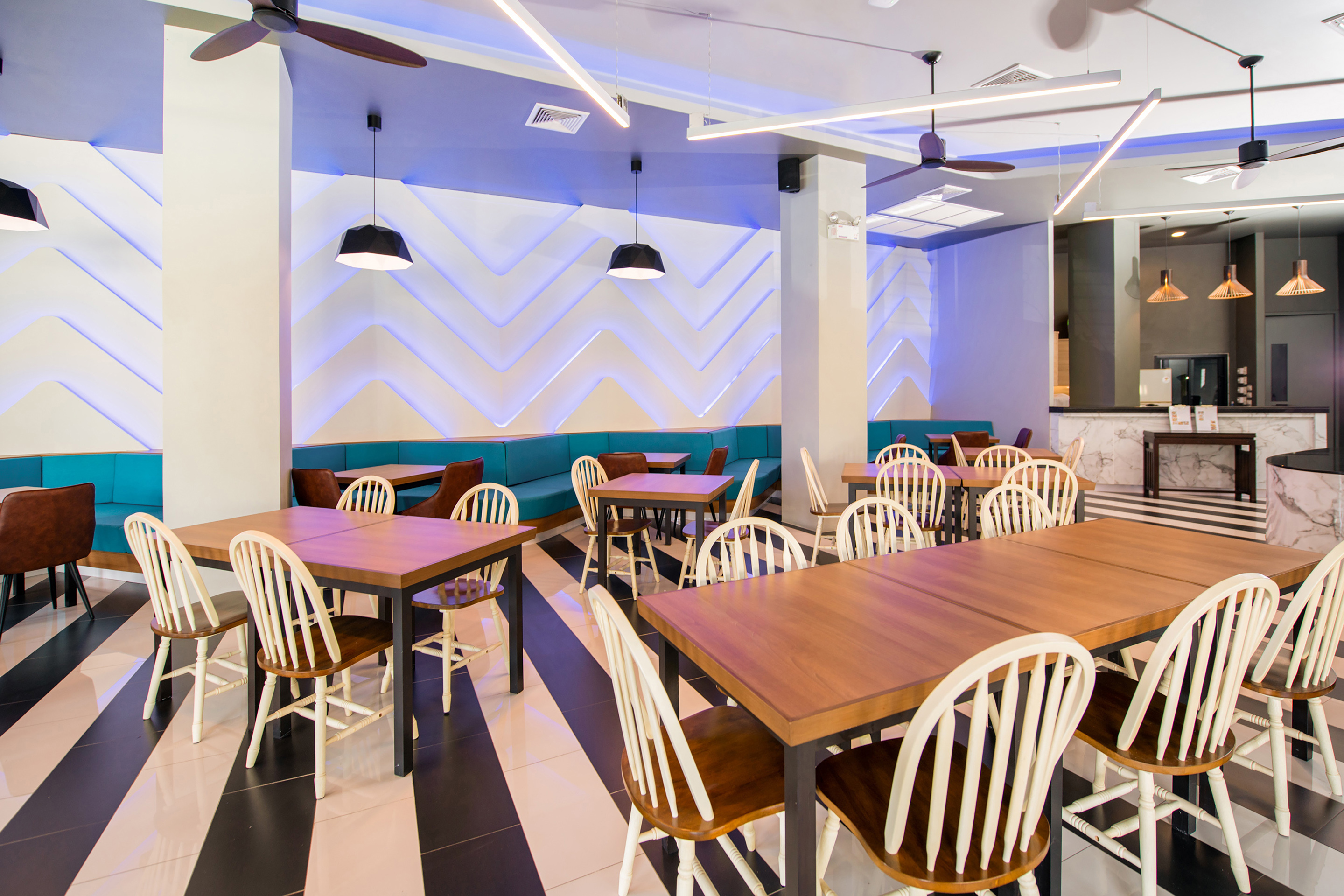 OYO 241 Ratana Hotel Sakdidet 18/25