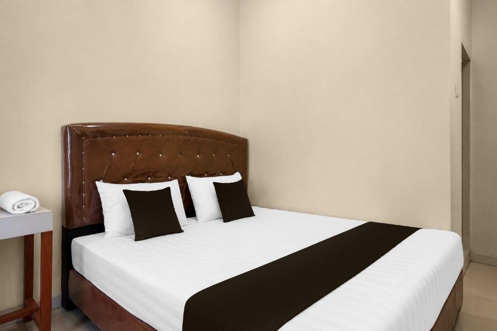 Room at Hotel O near Universitas Sumatera Utara formerly Golden Cempaka Guest House, MEDAN
