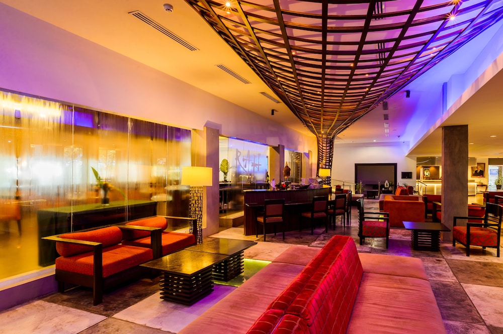 Riande Aeropuerto Hotel & Casino 47/69