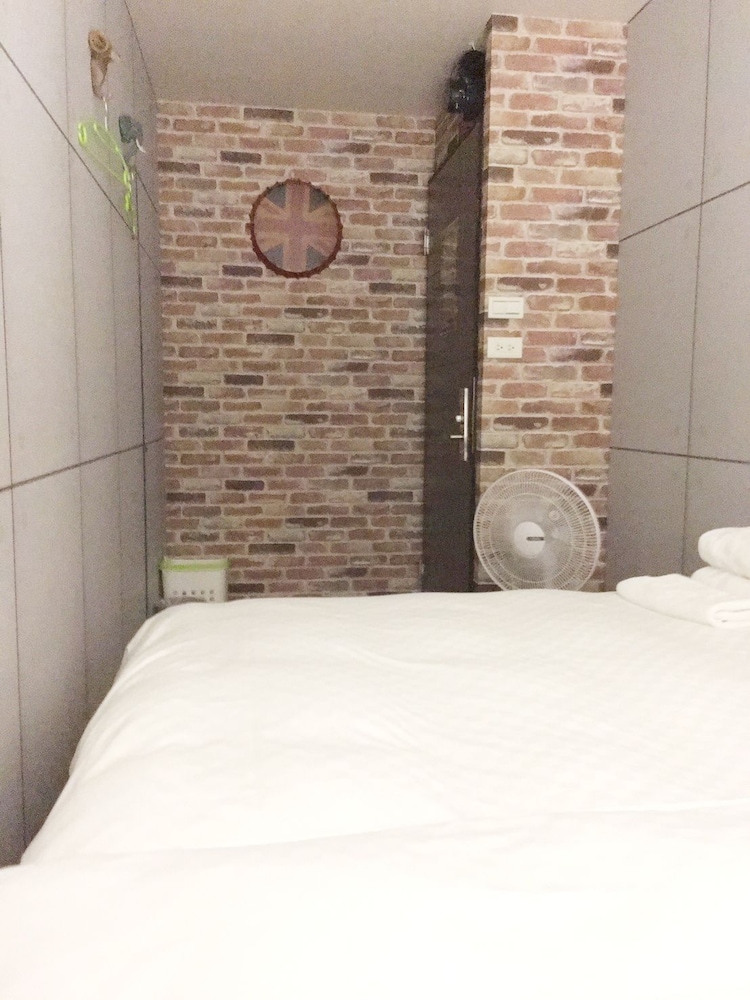 T.O. Hotel 25/47