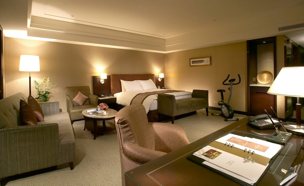 Grand Forward Hotel 22/36