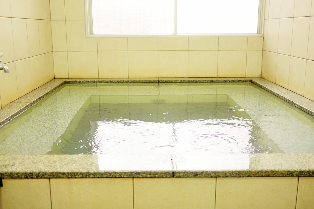 Hiroshima Peace Hotel Hostel 27/50