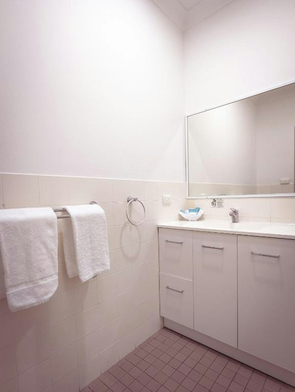 غرفة بسرير كينج، ISLAND PALMS MOTOR INN 4/4