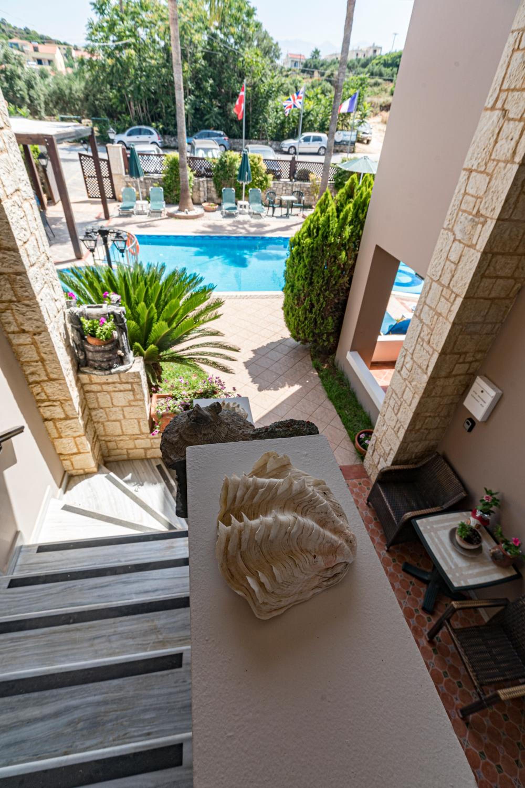 Gianna Apartments 54/59