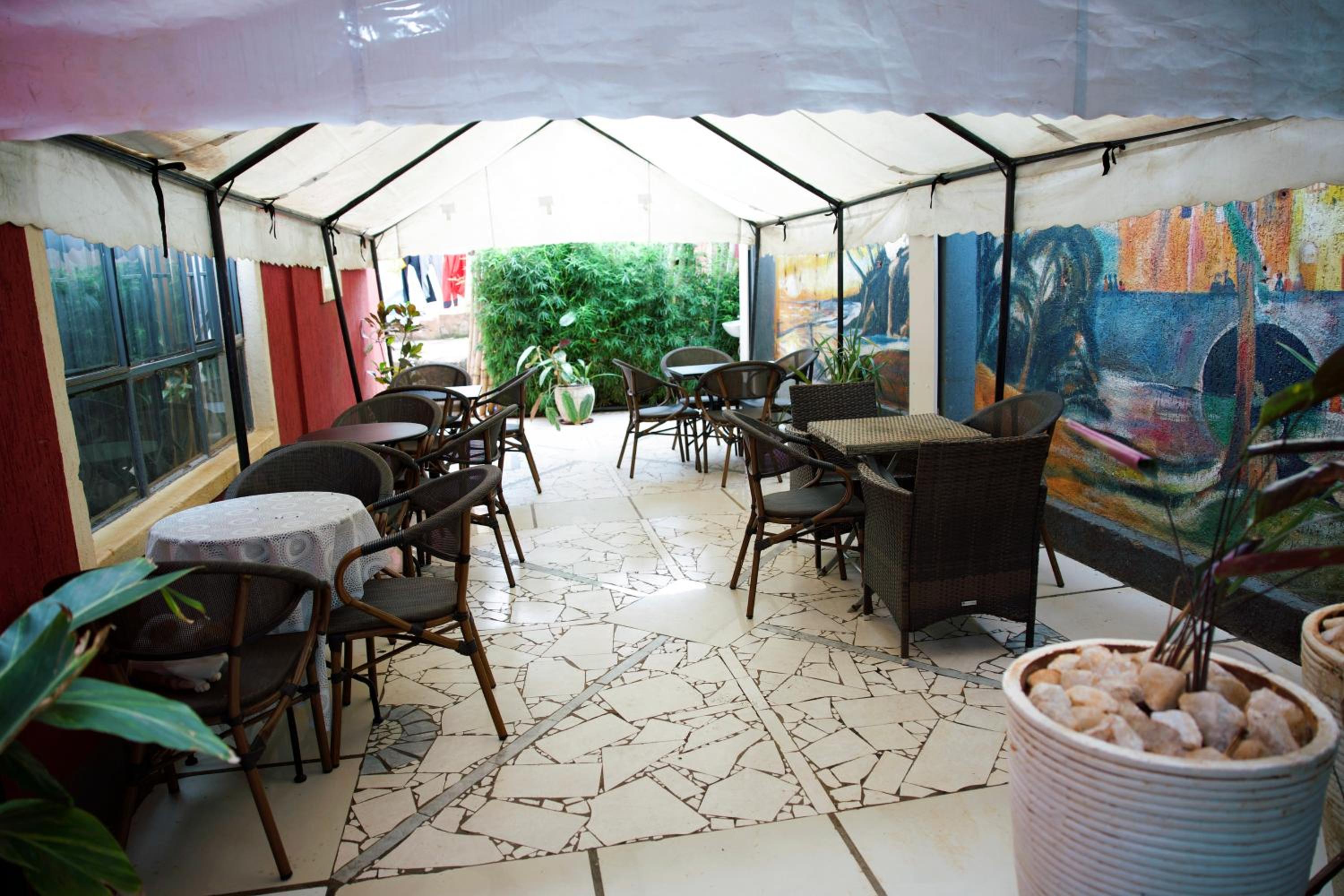 Raha Suites 37/45