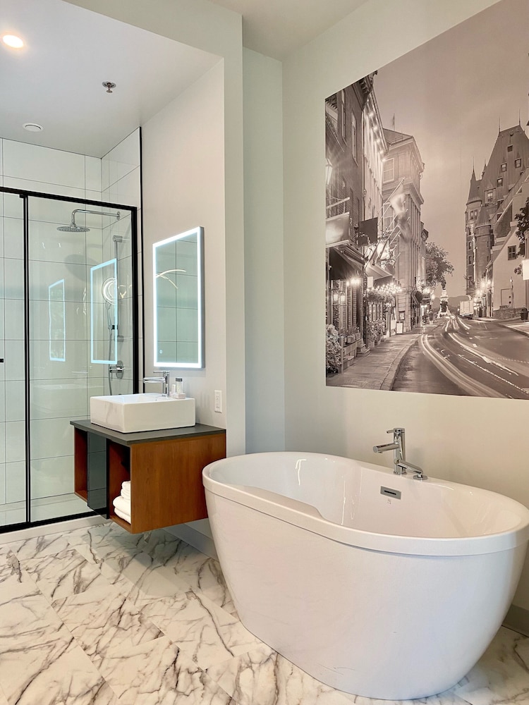 Hotel Manoir Vieux Quebec 50/50